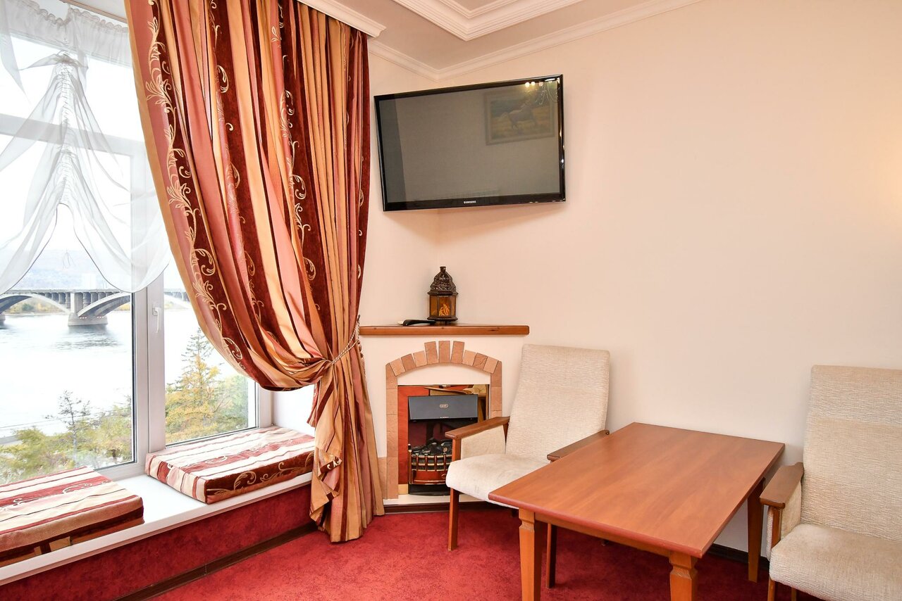 Гостиница Огни Енисея Красноярск