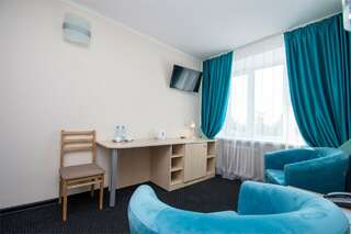 Гостиница Огни Енисея Красноярск Джуниор Сюит Двухкомнатный-4