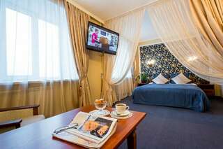 Гостиница Огни Енисея Красноярск Джуниор Сюит "Милори"-3