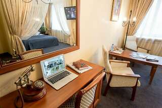 Гостиница Огни Енисея Красноярск Джуниор Сюит "Милори"-5