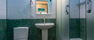 Гостиница Огни Енисея Красноярск Номер стандарт с 2 односпальными кроватями-8